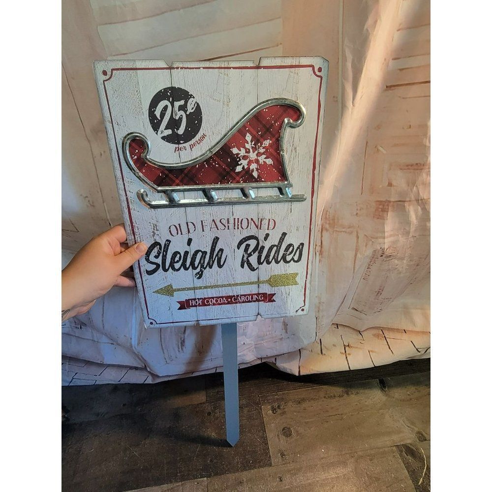 Old fashioned sleigh rides sign lawn decor‎